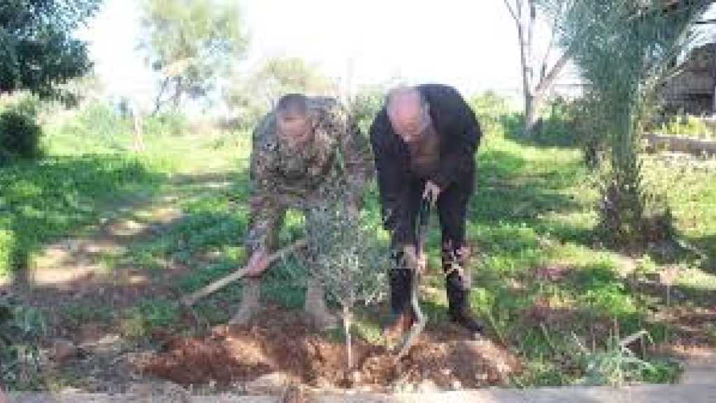 مبادرة بيئية لثانوية السفير بالشراكة مع الجيش