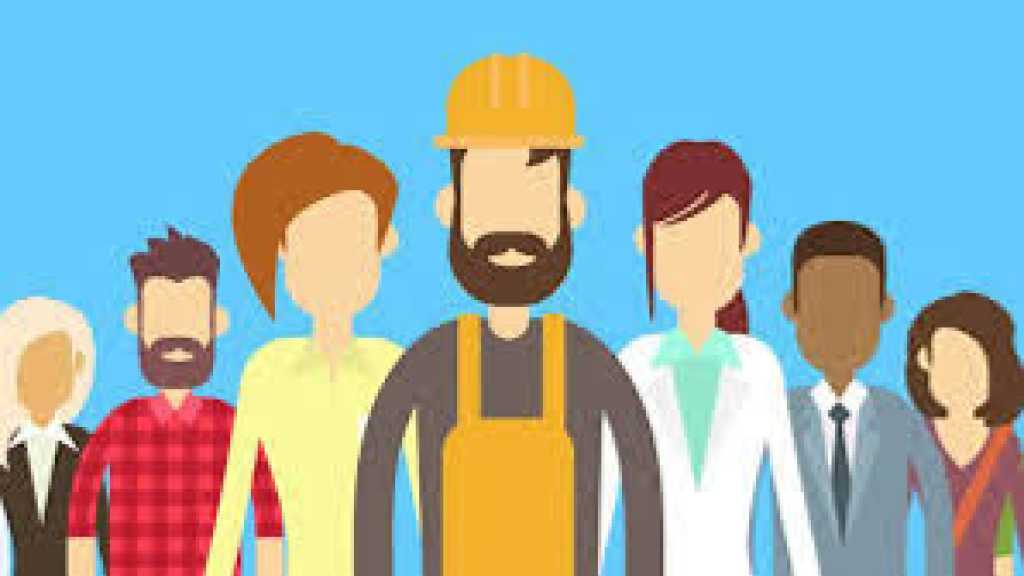 خرّيجو الجامعات خارج إختصاصهم